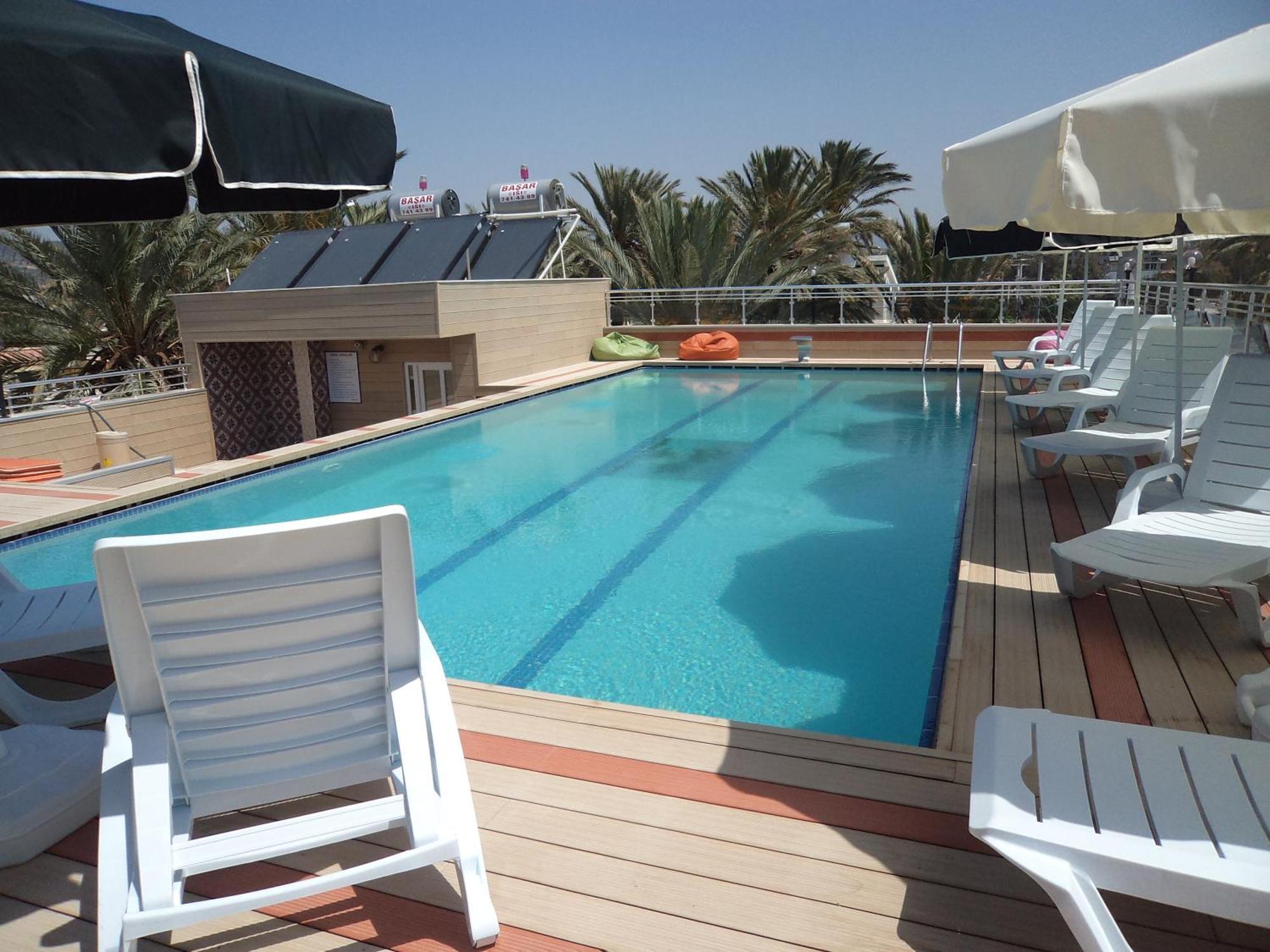 Zeus Hotel تاسوجو المظهر الخارجي الصورة